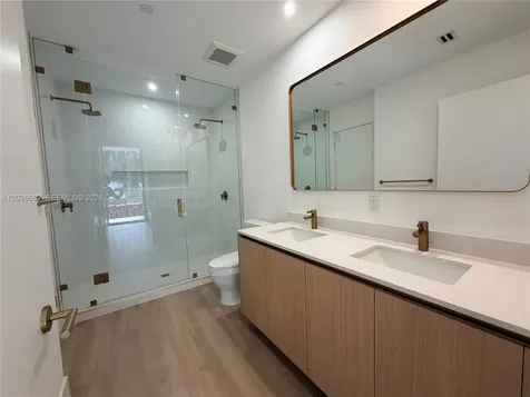 90 NE 32nd Street Miami FL 33137