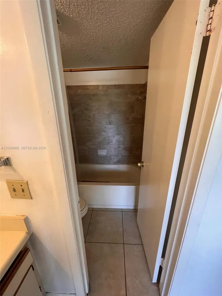 4581 W Mcnab Road Pompano Beach FL 33069