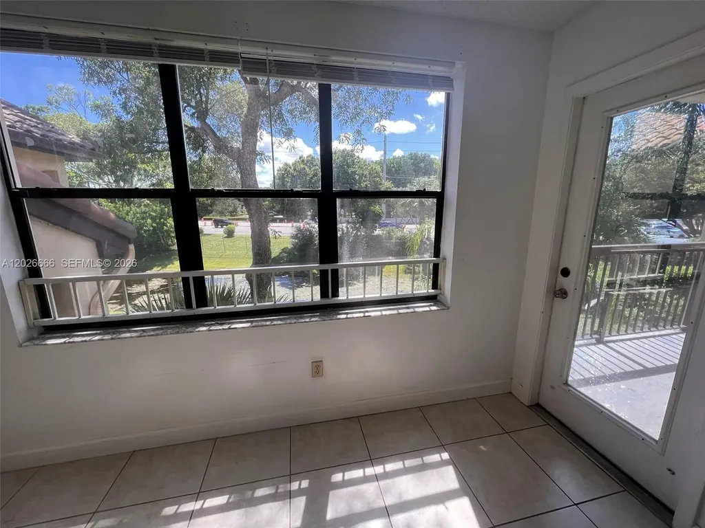 4581 W Mcnab Road Pompano Beach FL 33069