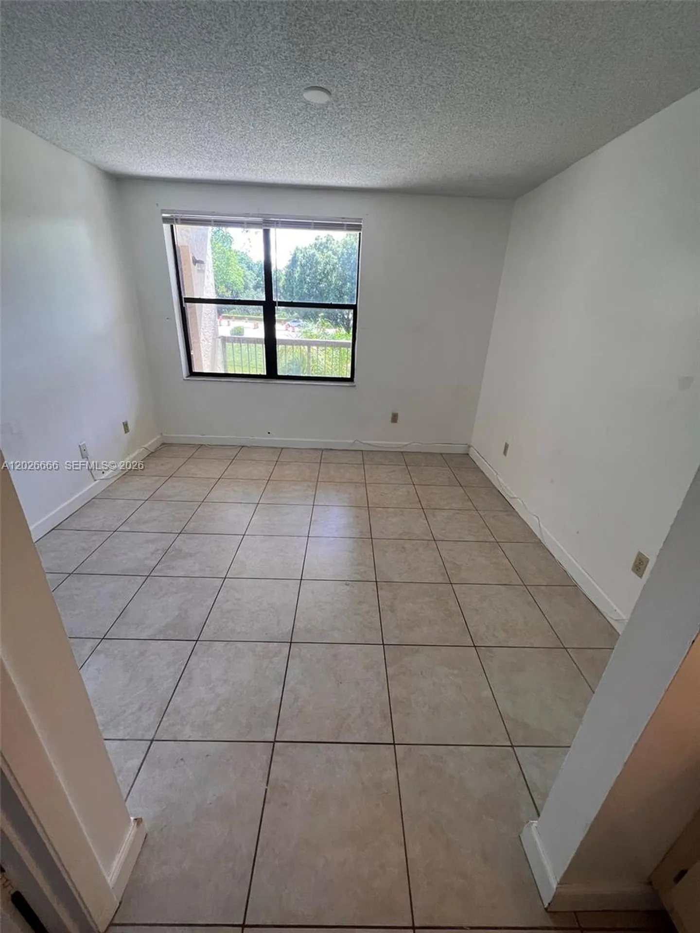 4581 W Mcnab Road Pompano Beach FL 33069