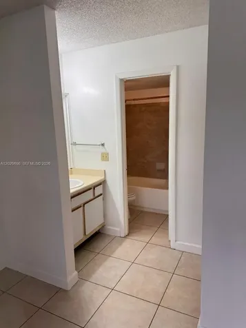 4581 W Mcnab Road Pompano Beach FL 33069