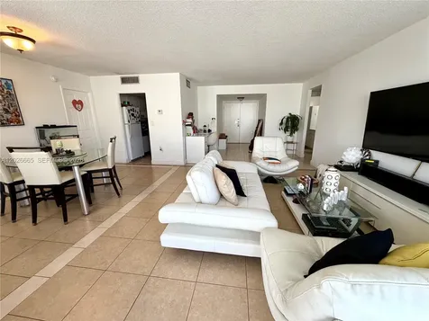 1080 94th Street Bay Harbor Islands FL 33154