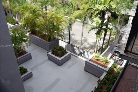 777 SW 9th Avenue Miami FL 33130