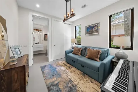 7621 SW 59th Court South Miami FL 33143