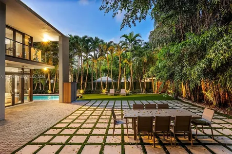 7621 SW 59th Court South Miami FL 33143