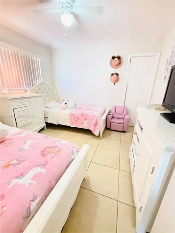 411 SW 10th Terrace Hallandale Beach FL 33009
