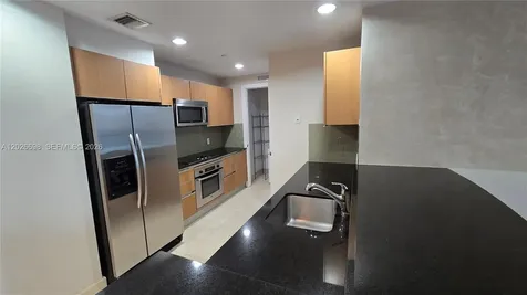 1060 Brickell Avenue Miami FL 33131