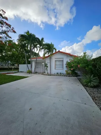 9999 NW 25th Terrace Doral FL 33172