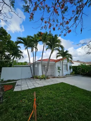 9999 NW 25th Terrace Doral FL 33172