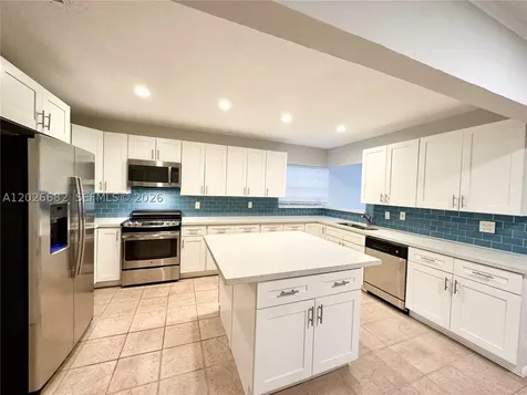 206 SE 3rd Place Dania Beach FL 33004