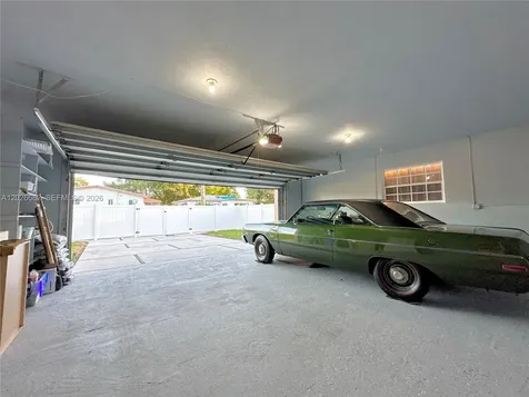 206 SE 3rd Place Dania Beach FL 33004