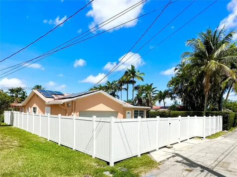 206 SE 3rd Place Dania Beach FL 33004