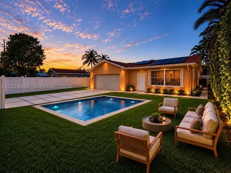 206 SE 3rd Place Dania Beach FL 33004