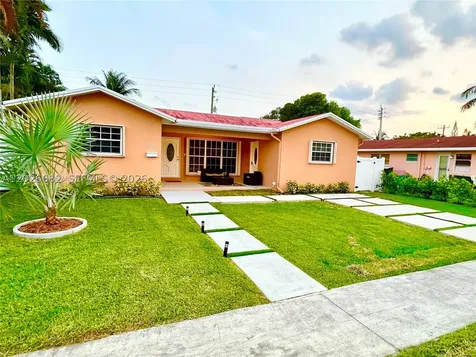 206 SE 3rd Place Dania Beach FL 33004