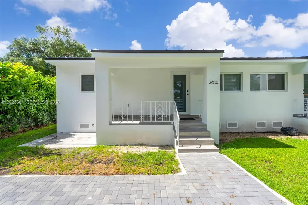 2810 SW 26th Street Miami FL 33133