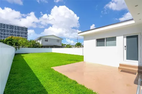 2810 SW 26th Street Miami FL 33133