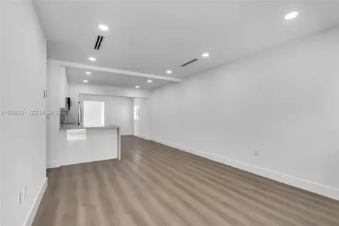 2810 SW 26th Street Miami FL 33133