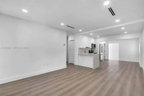 2810 SW 26th Street Miami FL 33133