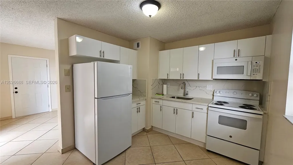 1235 NW 6th Street Miami FL 33125