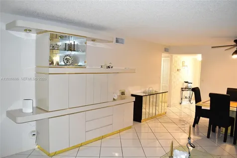 9461 Sunrise Lakes Boulevard Sunrise FL 33322