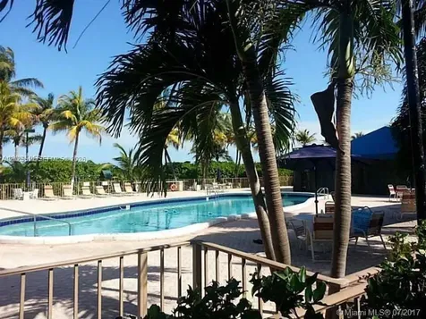 2655 Collins Avenue Miami Beach FL 33140