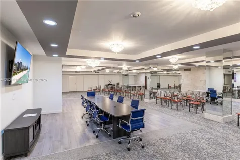 2655 Collins Avenue Miami Beach FL 33140