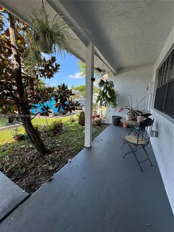 10428 NW 3rd Street Pembroke Pines FL 33026