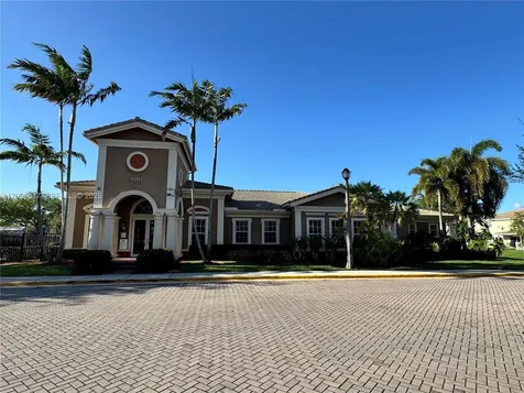 5819 Hampton Hills Boulevard Tamarac FL 33321