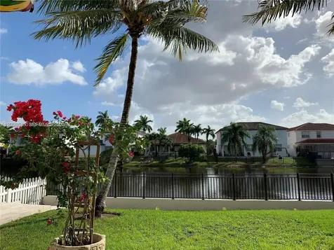 1065 SW 150th Place Miami FL 33194