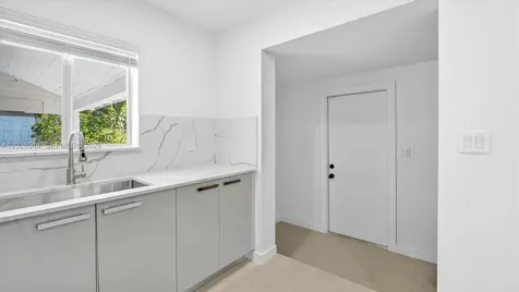 7612 NW 4th Avenue Miami FL 33150