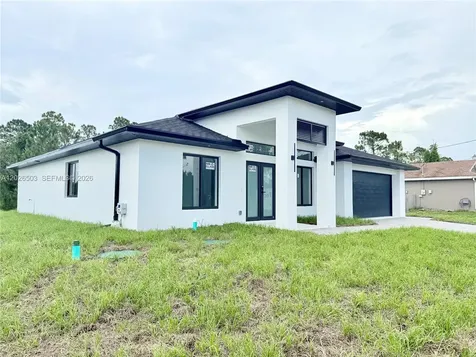 705 Colyer Street E Lehigh Acres FL 33974