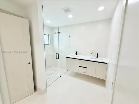 705 Colyer Street E Lehigh Acres FL 33974