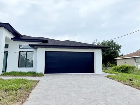 705 Colyer Street E Lehigh Acres FL 33974