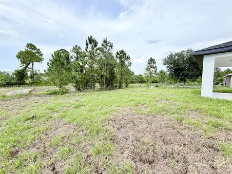 705 Colyer Street E Lehigh Acres FL 33974