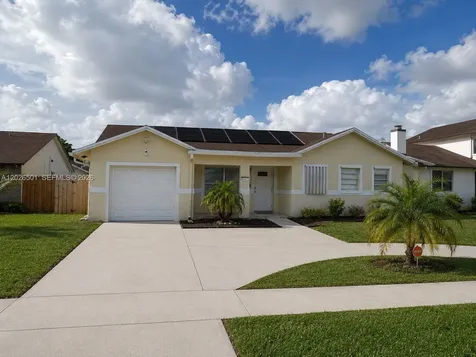 8303 SW 20th Street North Lauderdale FL 33068
