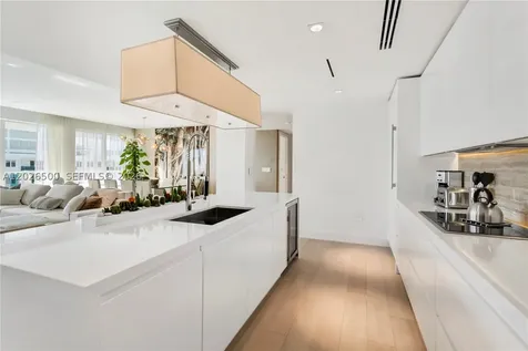 102 24th Street Miami Beach FL 33139