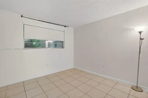 6904 N Kendall Drive Pinecrest FL 33156