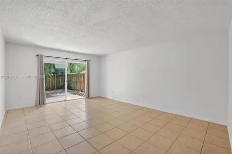 6904 N Kendall Drive Pinecrest FL 33156