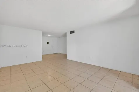 6904 N Kendall Drive Pinecrest FL 33156