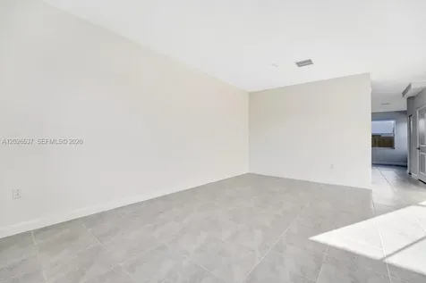 1716 SE 26th Road Homestead FL 33035