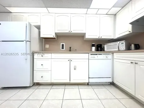 4001 S Ocean Drive Hollywood FL 33019