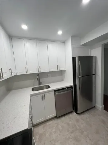 10415 N Kendall Drive Miami FL 33176