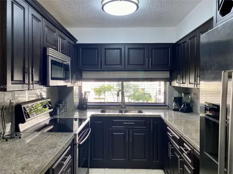 17011 N Bay Road Sunny Isles Beach FL 33160