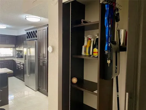 17011 N Bay Road Sunny Isles Beach FL 33160