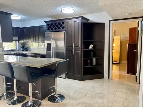 17011 N Bay Road Sunny Isles Beach FL 33160