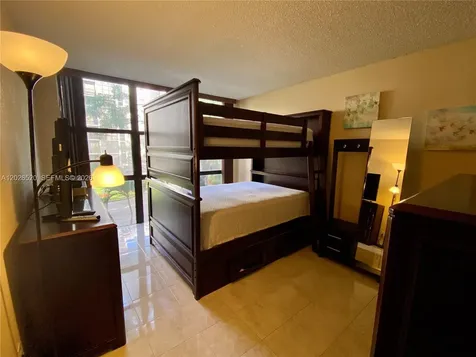 17011 N Bay Road Sunny Isles Beach FL 33160