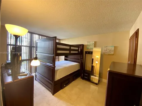 17011 N Bay Road Sunny Isles Beach FL 33160