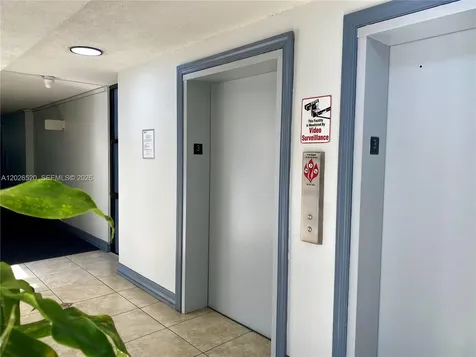17011 N Bay Road Sunny Isles Beach FL 33160