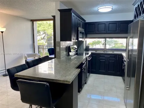 17011 N Bay Road Sunny Isles Beach FL 33160
