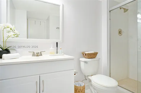 3625 N Country Club Drive Aventura FL 33180
